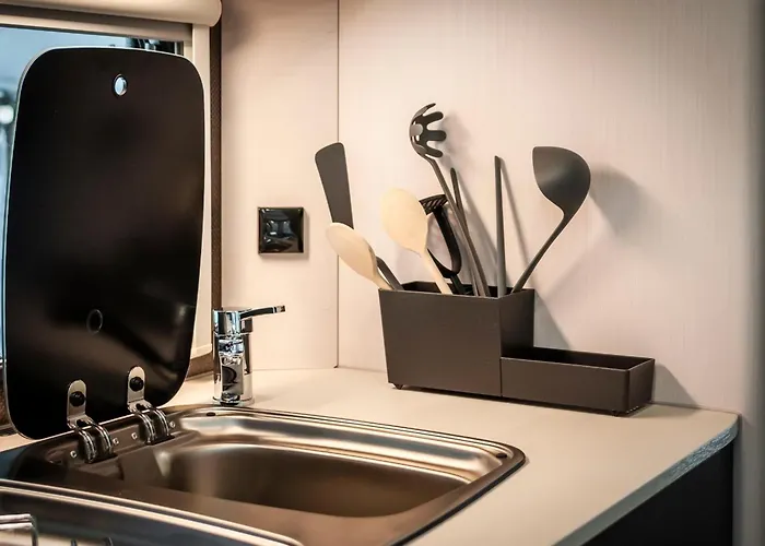 Bauer Caravan In Fkk Solaris Poreč
