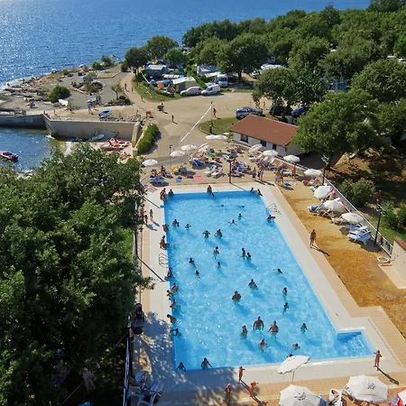 キャンプ場 Bauer Caravan In Fkk Solaris *