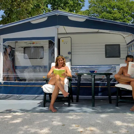 Campingplatz Bauer Caravan In Fkk Solaris *