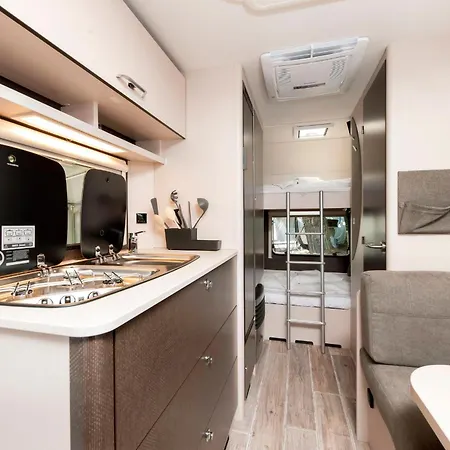 Bauer Caravan In Fkk Solaris Campingplatz *