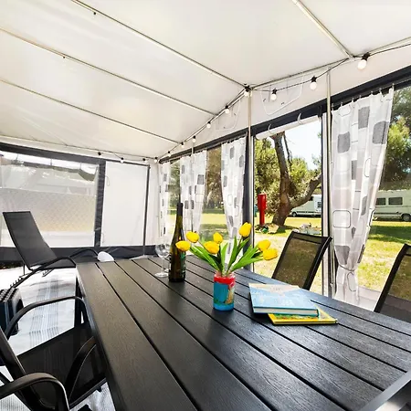 Bauer Caravan In Fkk Solaris Campeggio *