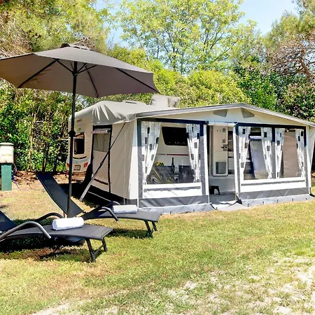 キャンプ場 Bauer Caravan In Fkk Solaris *