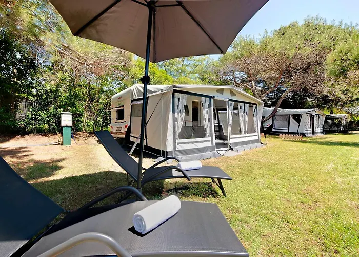 キャンプ場 Bauer Caravan In Fkk Solaris ポレッチ